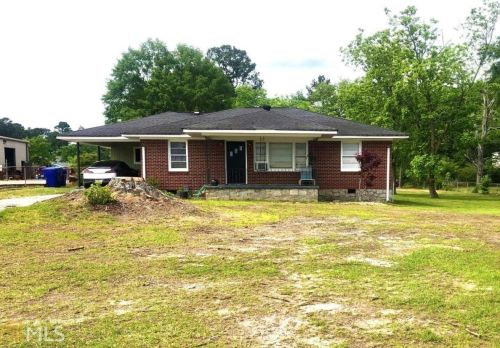 1034 Fairground St, Conyers, GA 30012-5402