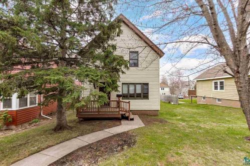 3102 Devonshire St, Duluth, MN 55806-1309