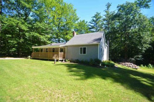 71 Gary Rd, Wakefield, NH 03887-6010