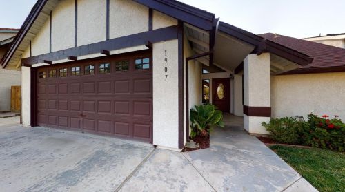 1907 Walnut Tree Dr, Modesto, CA 95355-9598
