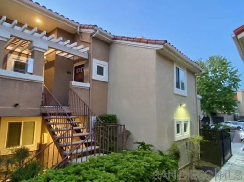 302 Sea Cliff Way, Oceanside, CA 92056-2805