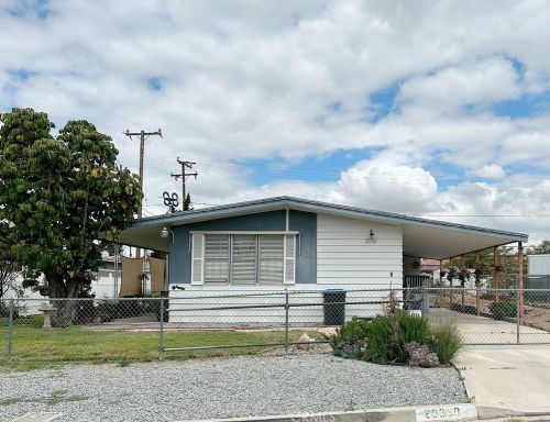 20330 Avenida Hacienda, Riverside CA  92508-2407 exterior