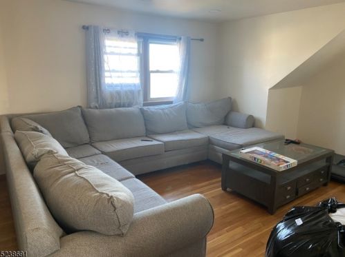 51 Rosengren Ave, Paterson NJ  07512-2050 exterior