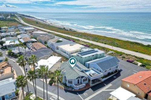 6533 Easy St, Carlsbad, CA 92011-1034