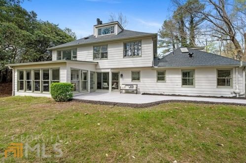 6125 Blackwater Trl, Atlanta GA  30328-2716 exterior