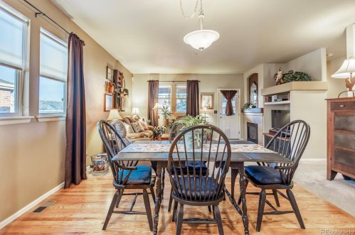 25057 Canal Pl, Aurora CO 80018-1627 exterior