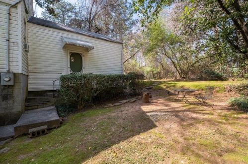1384 Emory Rd, Atlanta GA  30306-2406 exterior