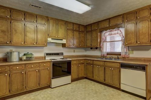 1821 New, Conyers GA  30012-3740 exterior