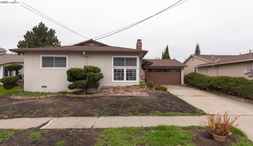 24680 Santa Clara St, Hayward, CA 94544-1110