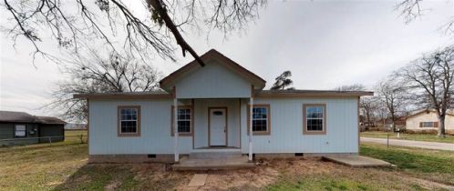 107 Seminole St, Marietta, OK 73448-3807