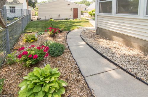 748 Hoyt Ave, Saint Paul MN  55106-1010 exterior