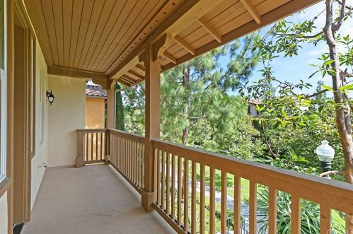 145 Stepping Stone, Irvine CA  92603-0676 exterior