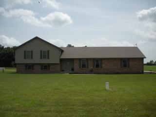 877 Blee Rd, Springfield OH  45502-7424 exterior