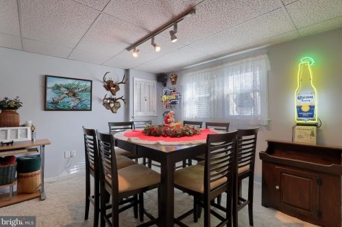 15 Rosewood Dr, Lancaster PA  17603-9329 exterior