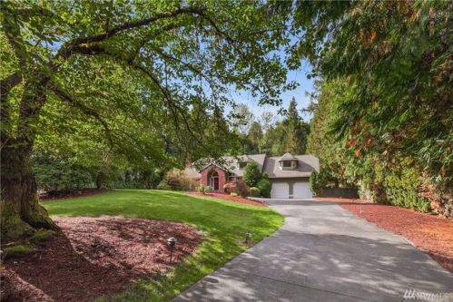 313 219th Ave, Redmond, WA 98074-3720