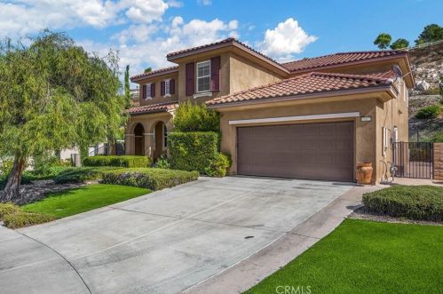 17122 Broken Rock Ct, Riverside, CA 92503-0248