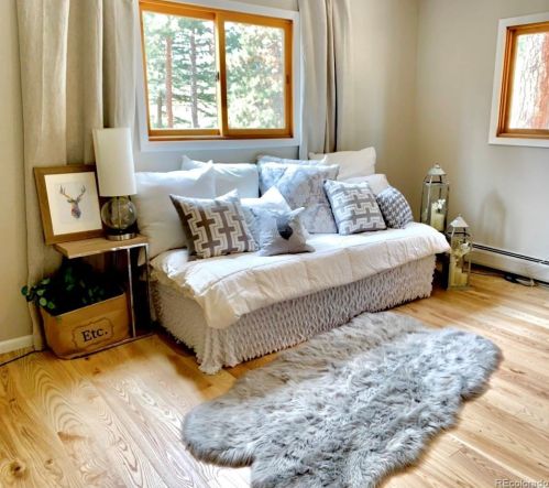 8544 Doubleheader Ranch Rd, Morrison CO 80465-2514 exterior