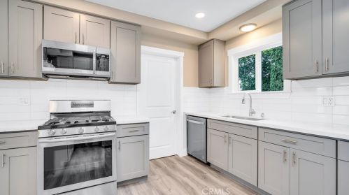 1315 Rosewood Ave, Anaheim CA  92805-1119 exterior