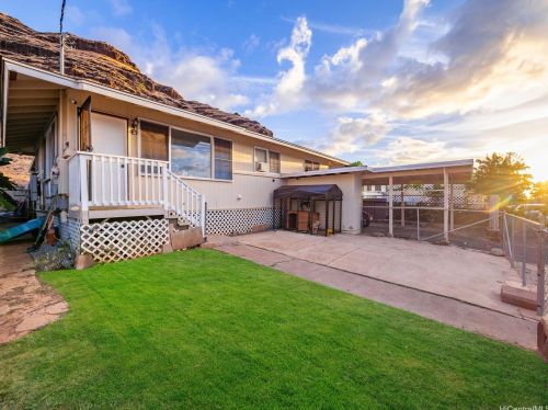 87-243 Heleuma St, Nanakuli, HI 96792