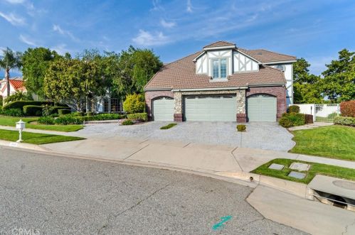 1868 Live Oak, Upland, CA 91784-1698