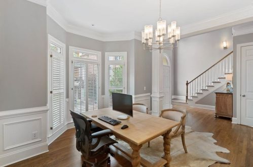 1133 Ashton Bluff Dr, Atlanta GA  30319-5399 exterior