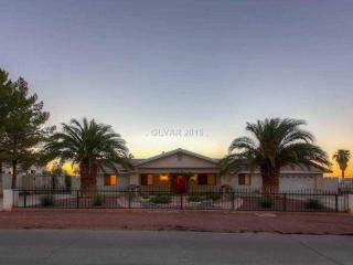716 Emden St, Henderson NV  89015-4661 exterior