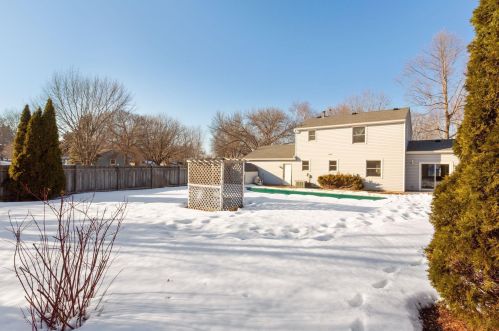 15465 Dresden Trl, Saint Paul MN  55124-6898 exterior
