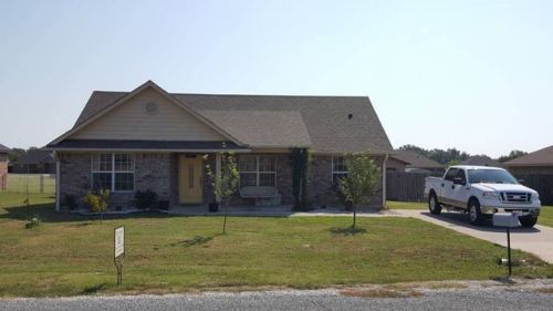 106 Swiss Trl, Calera, OK 74730-3214