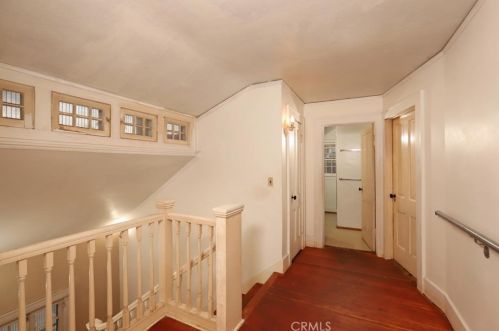 2473 Bywood Dr, Glendale CA  91206-4725 exterior