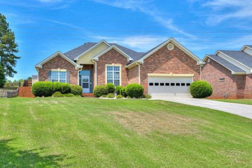 5093 Wells Dr, Evans, GA 30809-7035