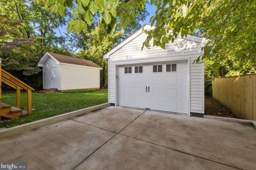 8404 Houston St, Silver Spring MD 20910-4545 exterior