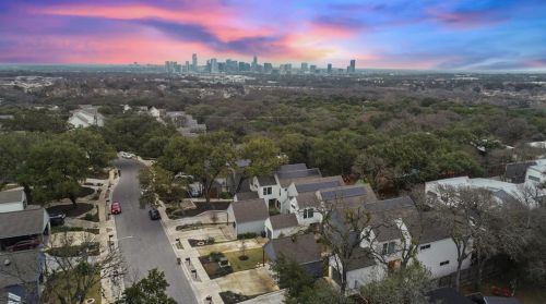 3213 Aldwyche Dr, Austin TX  78704 exterior
