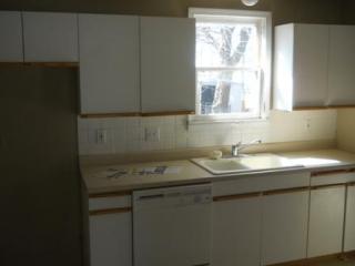 1532 Thoman St, Springfield MO  65803-1833 exterior