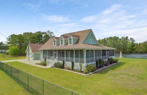 438 Honor Ln, Ridgeville, SC 29472-3113