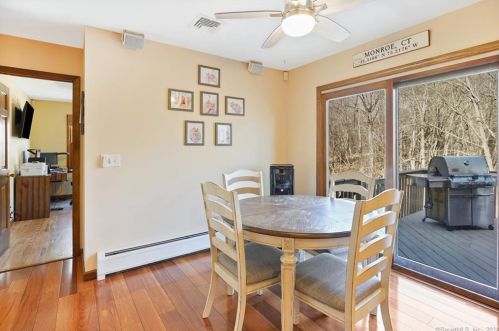 36 Laurel Dr, Upper Stepney CT  06468-1650 exterior