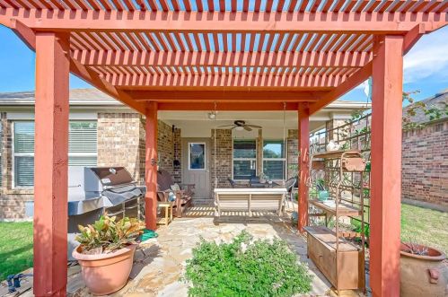 2934 Cone Flower Dr, Richmond TX 77469-5551 exterior