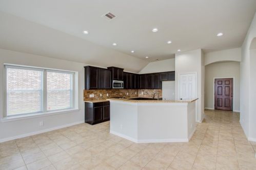 5611 Jay Thrush Dr, Richmond TX 77407 exterior