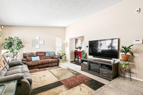 4079 Nucla Way, Aurora CO 80013-2913 exterior