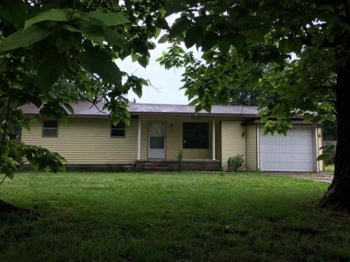 557 1st St, Qulin, MO 63961-9206