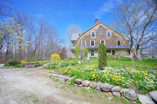 80 Stark Ln, Goffstown, NH 03046-4717