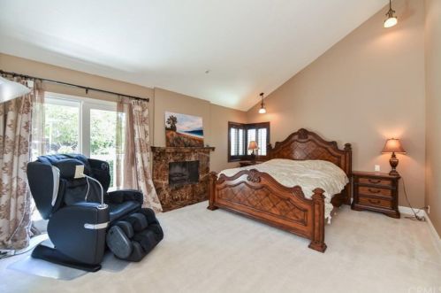51 Sunlight, Irvine CA  92603-3740 exterior