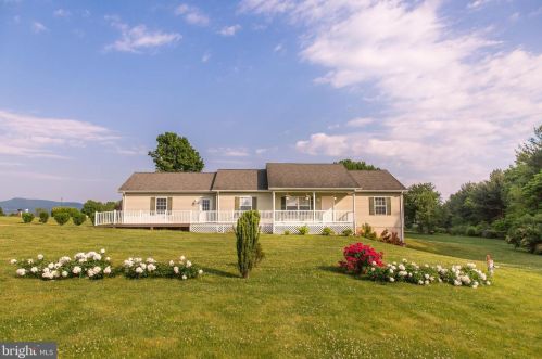 269 Brown Ln, Richmond National Battlefiel, VA 22835-3818