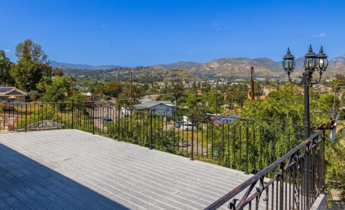 9438 Riverview Ave, Lakeside, CA 92040-3729