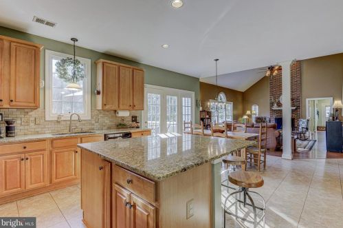 2407 Starcrest Dr, Silver Spring MD 20904-5459 exterior