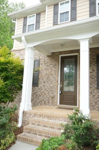 1043 Lanier Springs Dr, Buford, GA 30518-7234