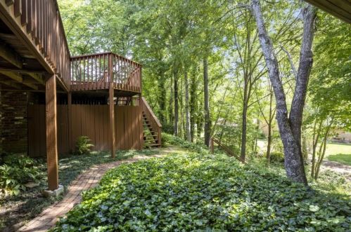 2697 Fleur De Lis Pl, Atlanta GA  30360-1409 exterior