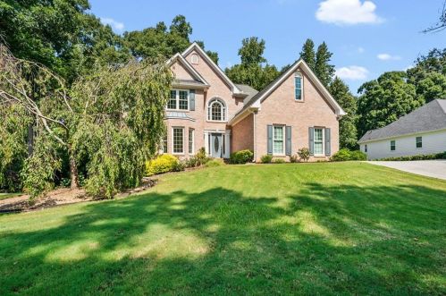 3061 Royal Creek Way, Lilburn, GA 30047-1876