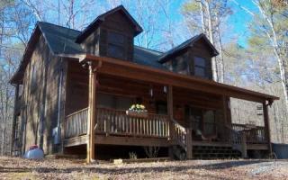 523 Centergate Dr, Ellijay, GA 30540-5464