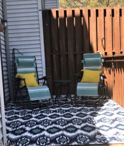 81 Overlook Dr, Hackettstown NJ  07840-4610 exterior
