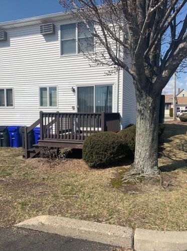 17 Packard Ave, Providence, RI 02911-2779